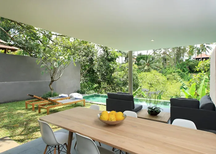 Aria Villa *